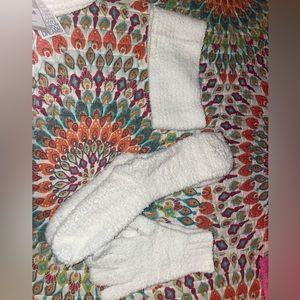 NWT BAREFOOTDREAMS 4 PC. SET